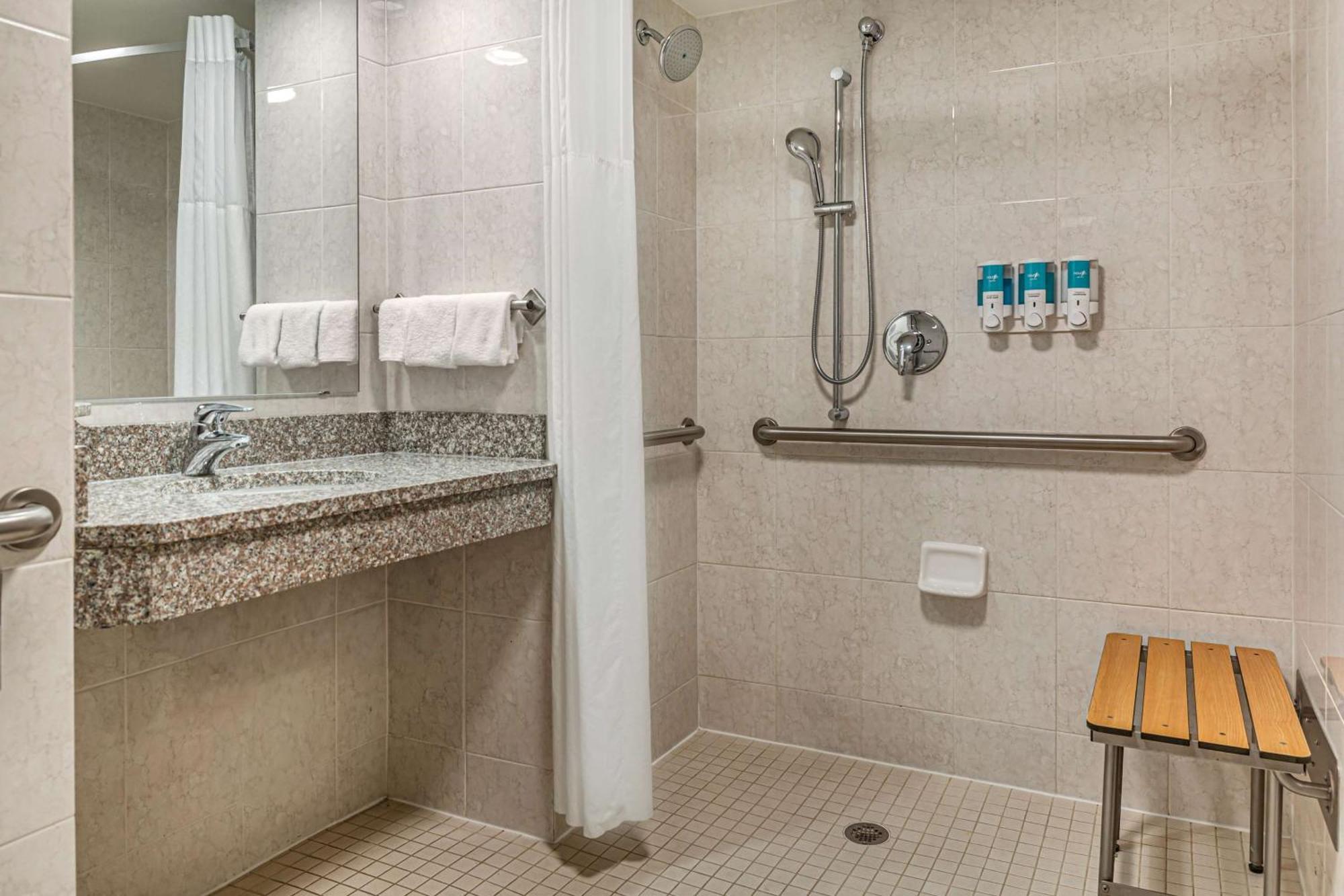 Drury Inn & Suites St. Louis-Southwest Valley Park Extérieur photo