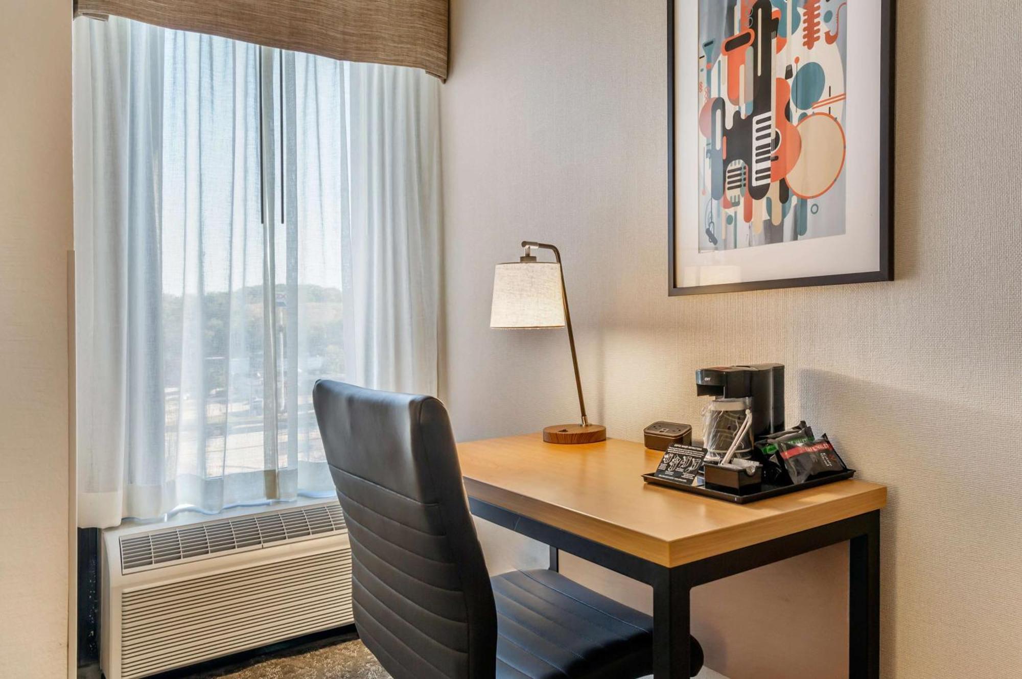 Drury Inn & Suites St. Louis-Southwest Valley Park Extérieur photo