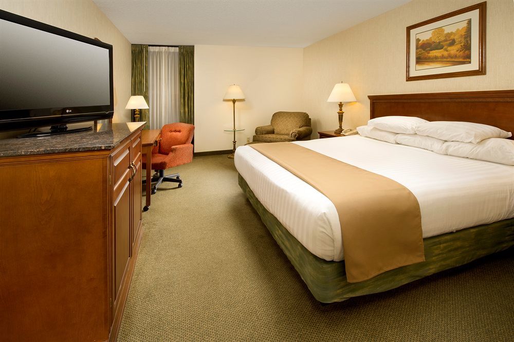 Drury Inn & Suites St. Louis-Southwest Valley Park Extérieur photo